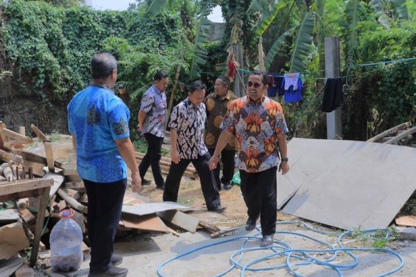 Wali Kota Didampingi Kadis PU Kota Tangerang Tinjau Lokasi Looping Rawa Bokor