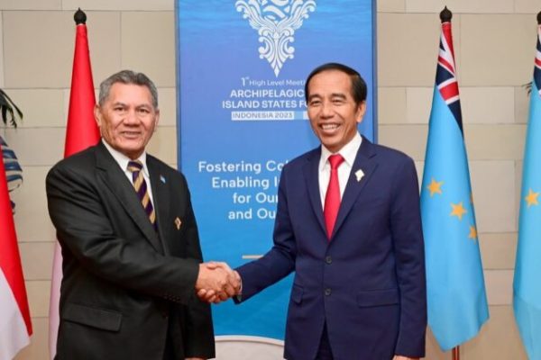 Bertemu PM Tuvalu, Presiden Dorong Penguatan Kerja Sama Keluarga Pasifik
