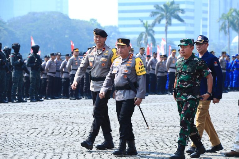 Kapolri Pimpin Gelar Pasukan Pengamanan Pemilu 2024