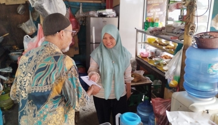 Perumda Pasar NKR Kabupaten Tangerang Berikan Surat Imbauan Ke Para Pedagang di Pasar Kutabumi