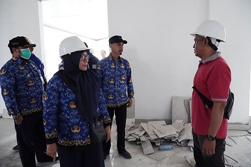 Sekda Kota Bogor Cek Pembangunan Sekolah Satu Atap Green Building, Harap Jadi Percontohan Trias UKS