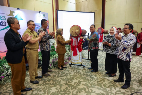 Banten Business Forum, Pj Sekda: Pemprov Banten Terus Tingkatkan Fasilitasi Investasi