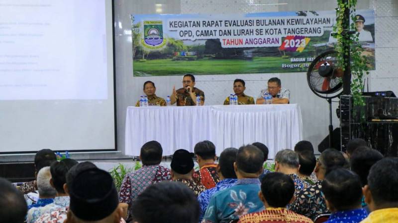 Rapat Evaluasi Kewilayahan, Camat dan Lurah Diminta Maksimalkan Potensi Wilayah Serta Dorong Pemanfaatan Teknologi