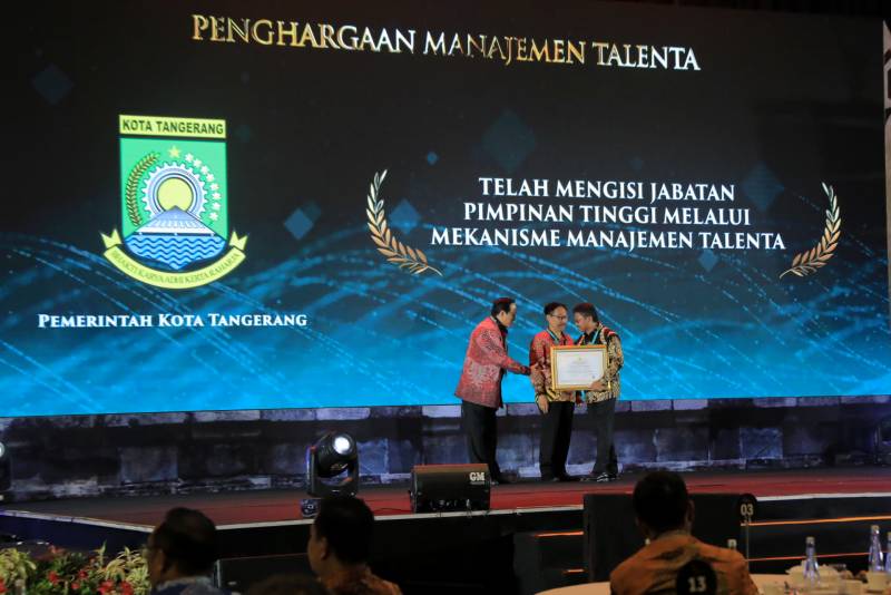 Berhasil Terapkan Manajemen Talenta, Pemkot Diganjar Anugerah Meritokrasi