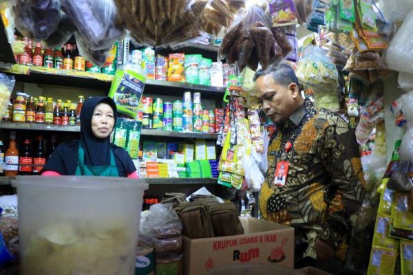 Pastikan Stok Aman, Pj Wali Kota Tangerang Lakukan Sidak Pasar