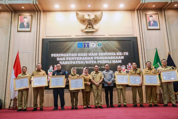 Pemkot Tangsel Raih Penghargaan Kota Peduli HAM 2023