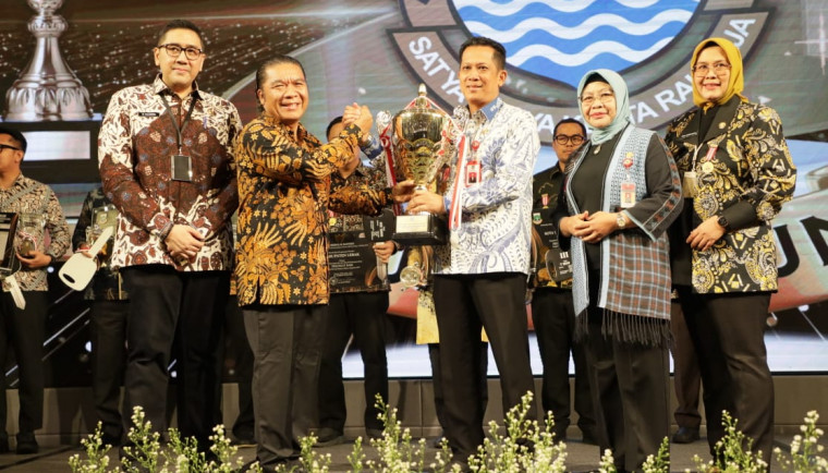 Pemkab Tangerang Kembali Raih Juara Umum Pengelolaan Keuangan dan Aset Daerah Terbaik Se-Banten