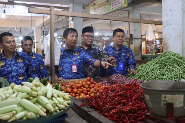 Pemkab Tangerang Tinjau Pasar Tradisional Jelang Nataru