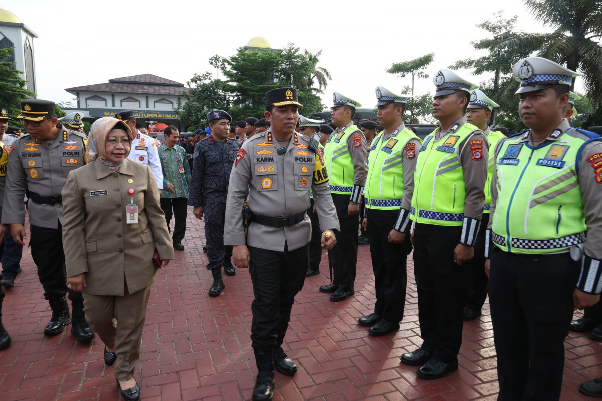 Pj Sekda Provinsi Banten Hadiri Apel Gelar Pasukan Operasi Lilin Maung 2023