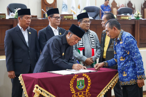 Penetapan APBD 2024, Pj Gubernur Banten : Amanat Belanja Mandatory Sudah Dipenuhi