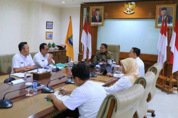 Pj Targetkan Kota Tangerang Jadi Penyuplai Cabai