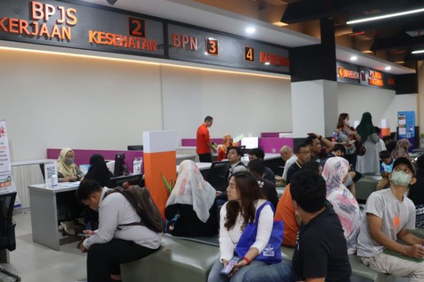 Mal Pelayanan Publik Kabupaten Tangerang Layani Administrasi 8 Instansi