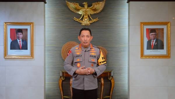 Kapolri Listyo Sigit Prabowo Menyambut Tahun Baru 2024 dengan Optimisme