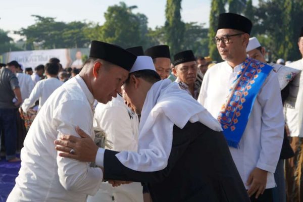 Pj Bupati Bogor Ajak Masyarakat Jadikan Momentum Idul Fitri Bangkitkan Harmoni Dan Keseimbangan Sosial