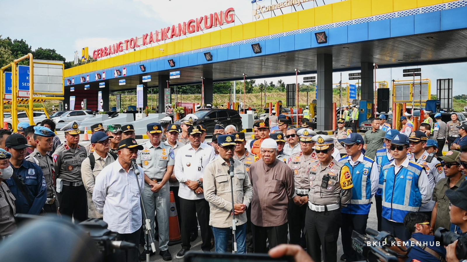 Menteri Perhubungan Sambut Baik Keputusan WFH Bagi ASN Guna Urai Kepadatan pada Arus Balik Lebaran 2024