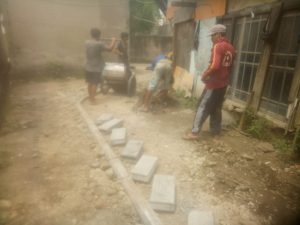 Proyek Pengerjaan Paving Blok Di Kp Bencongan Kelapa Dua Diduga Kangkangi UU KIP dan Abaikan K3