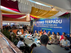 Kapolri dan Panglima TNI Tinjau Posko Terpadu Operasi Lilin 2024 di Bandara I Gusti Ngurah Rai