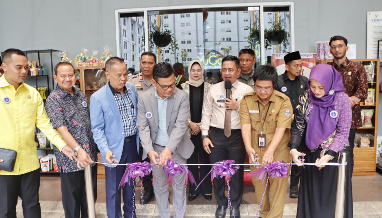 Launching Pojok UMKM, Camat Kelapa Dua Tegaskan Komitmen Tingkatkan Ekonomi Kreatif