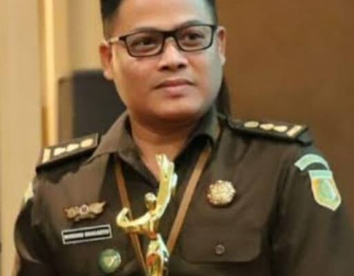 Kasi Penkum Kejati Jatim: Sidang Terdakwa Advokat Guntual & Tutik Molor Akibat Nunggu Fatwa MA KriminalXpost