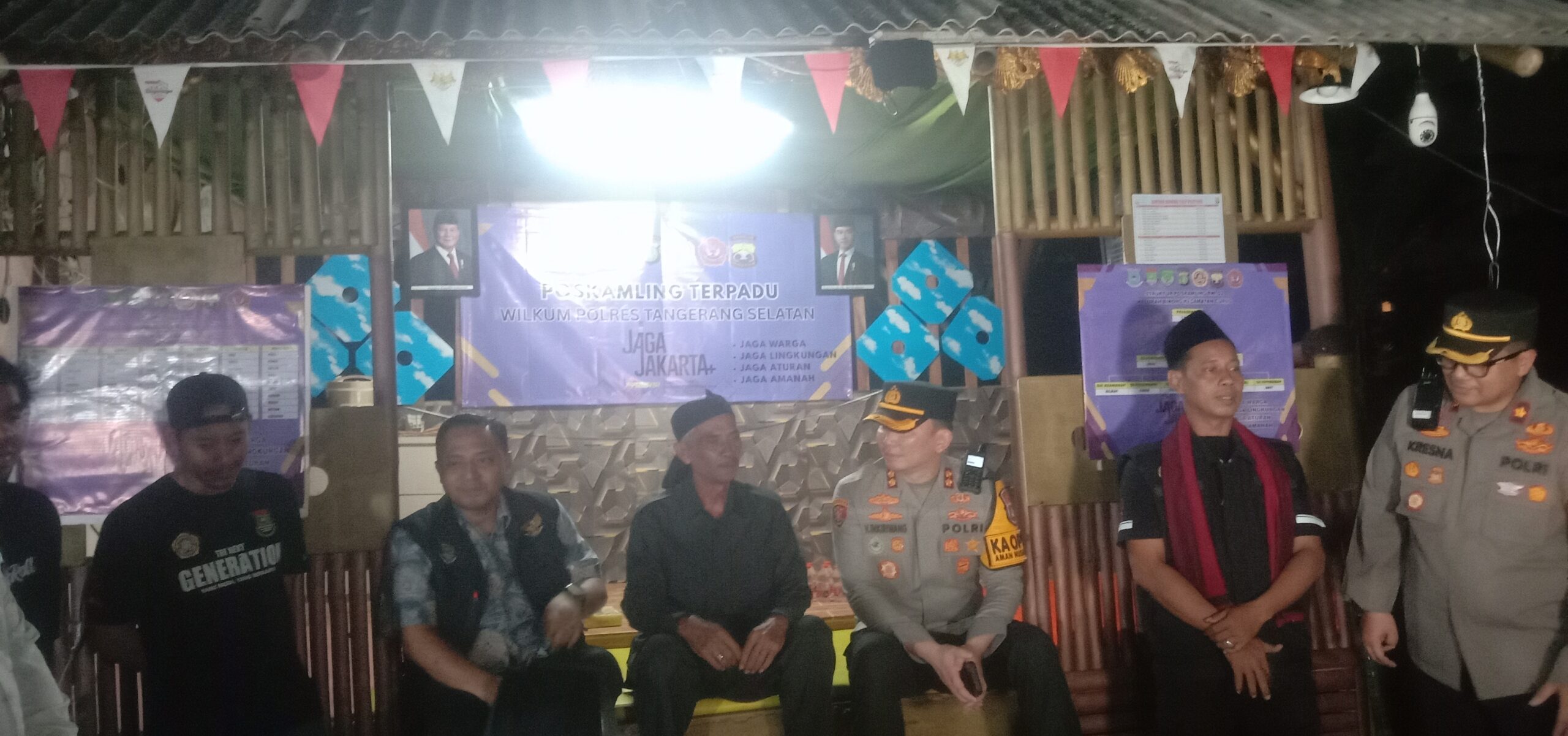Kapolres Tangsel Tinjau Asistensi di Pos Kamling Terpadu RW 02 Kelurahan Binong