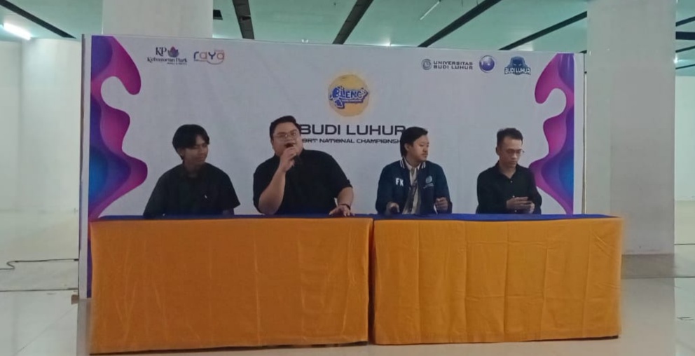 Roadshow Budi Luhur Esport National Championship di Kebayoran Park Mall