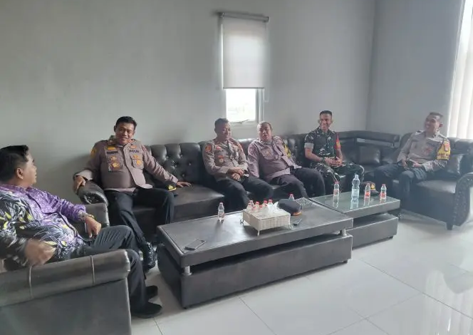 Polsek Legok Gelar Sambang dan Cooling System di Desa Legok
