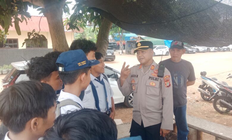Kapolsek Cisauk Ajak Pelajar SMPN 8 Tangsel Jauhi Narkoba dan Tawuran
