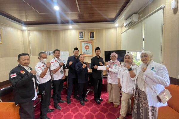 Resi Sambangi Ruang Fraksi PKS DPRD Kabupaten Tangerang